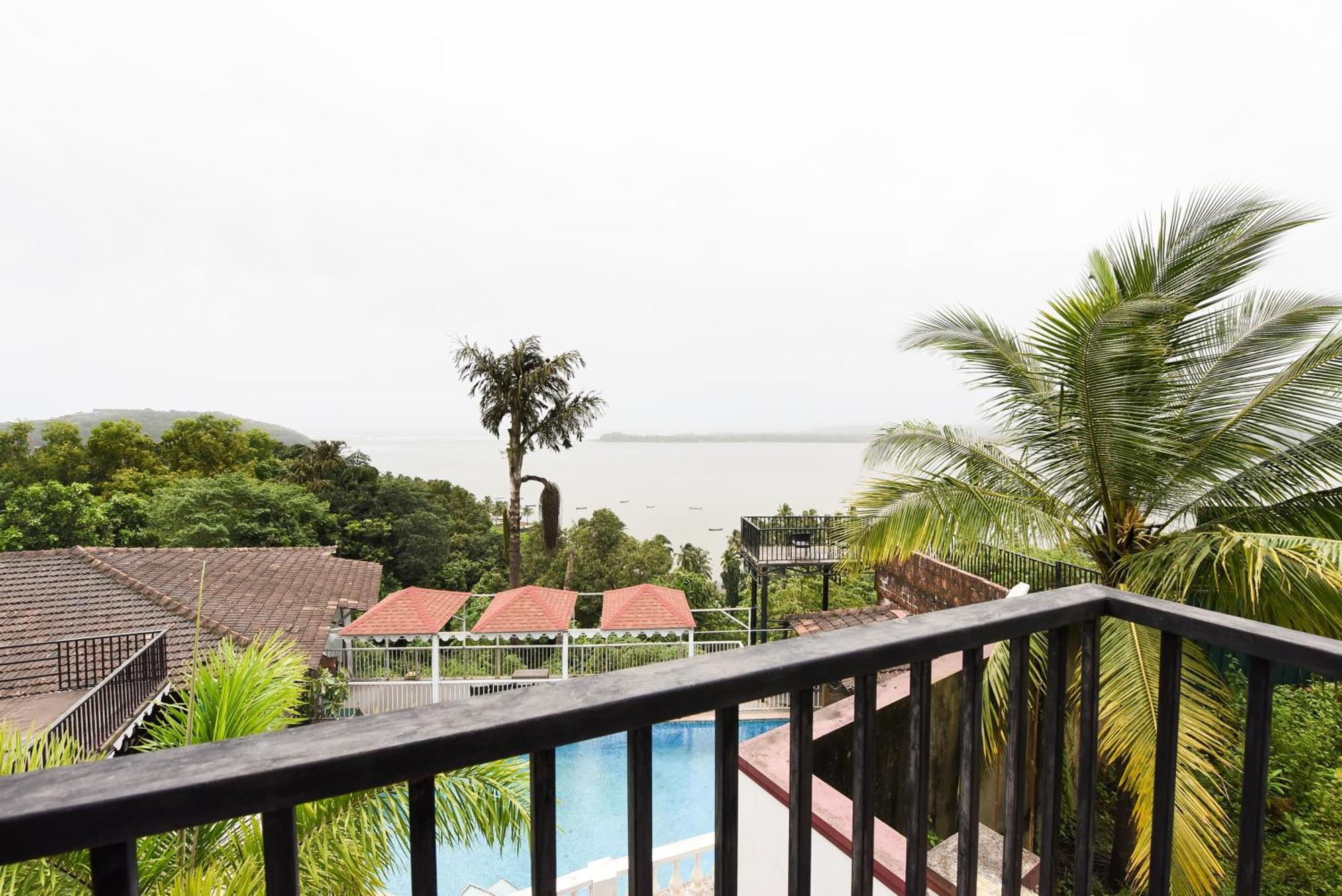 Raposo Resorts Vagator Luaran gambar